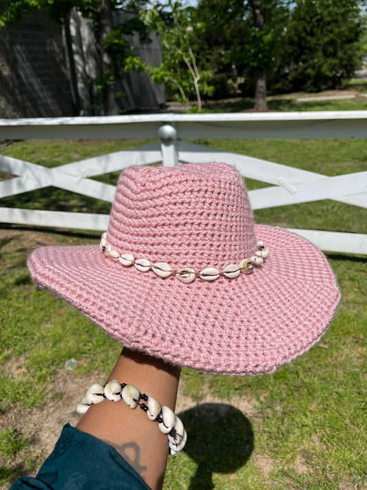Blush Bandit w/ Cowrie Shell